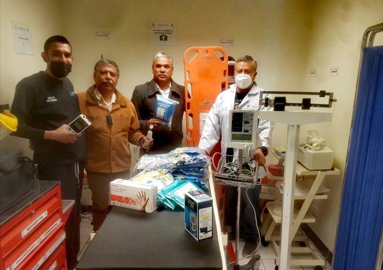 Donan Rotarios material médico para atención de la población del Cereso de Guachochi