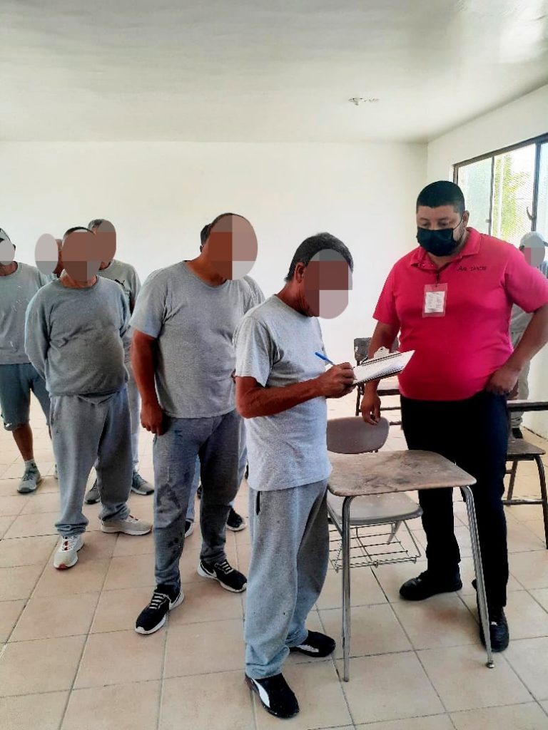 Realizan pruebas para detección de cáncer de próstata en el Cereso de Ciudad Juárez