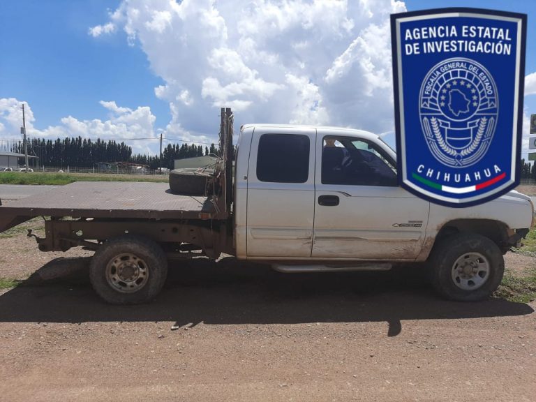 Aseguran en operativo conjunto vehículo con reporte de robo en Cuauhtémoc