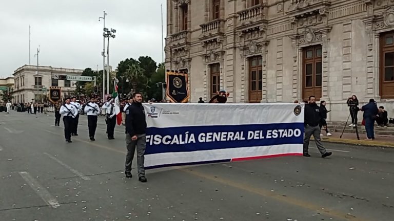 Participa FGE en desfile alusivo al 112 aniversario de la Revolución Mexicana