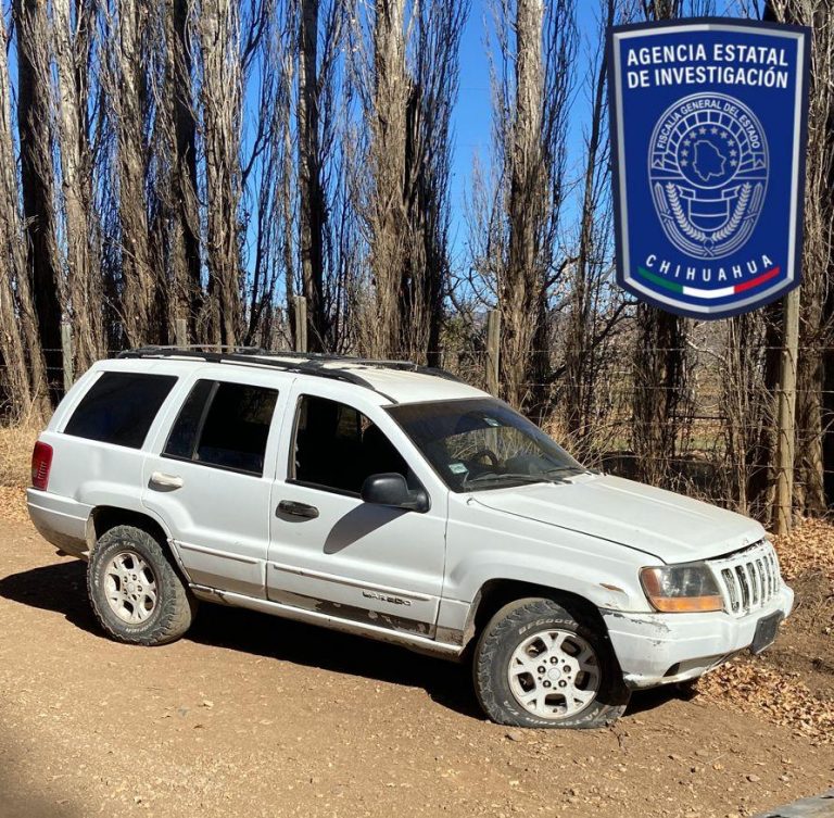 Asegura AEI vehículo robado que estaba abandonado cerca de Pascual Orozco