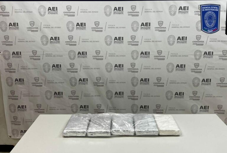 Asegura FGE más de 6 kilos de heroína y auto robado en la colonia Colinas de Juárez
