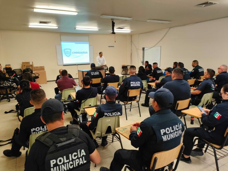 Capacita FGE a policías municipales de Parral sobre Informe Policial Homologado, cadena de custodia y embalaje de evidencias