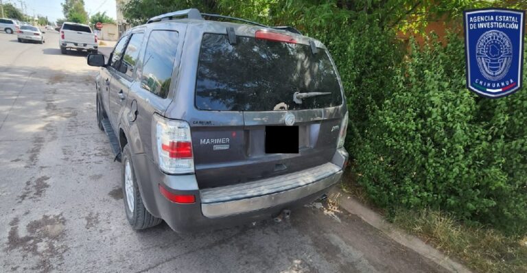Asegura AEI Noroeste vehículo abandonado con reporte de robo en Ojinaga