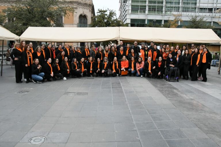 Conmemora CEJUM Día Internacional para la Eliminación de la Violencia contra las Mujeres con caravana naranja y feria de servicios